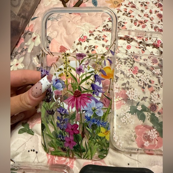 17 Pro Max case bundle - Picture 2 of 5